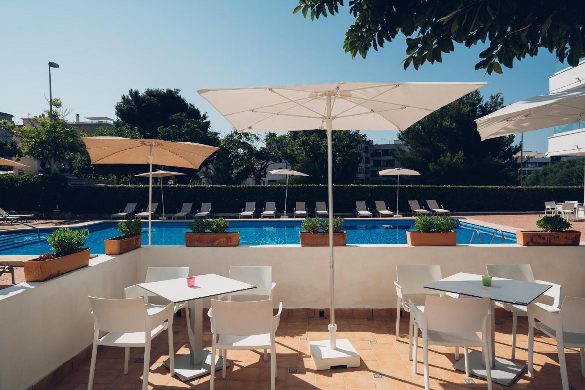 Thb Dos Playas - Adults Only Hotel Cala Ratjada  Bagian luar foto